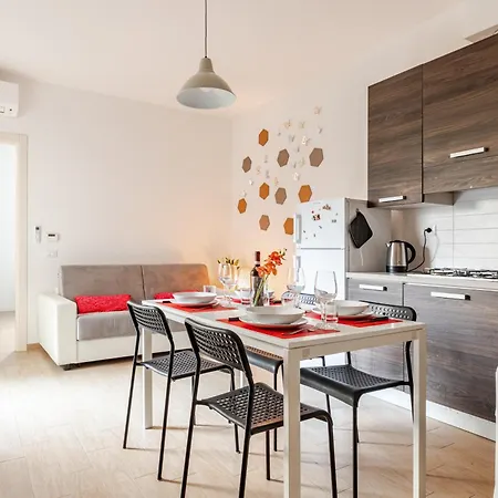 New Charming With Garden In