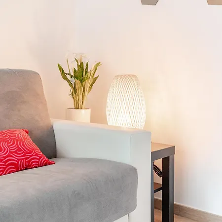 New Charming With Garden In